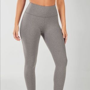 NWOT Fabletics Highwaisted SuperPowerhold 7/8